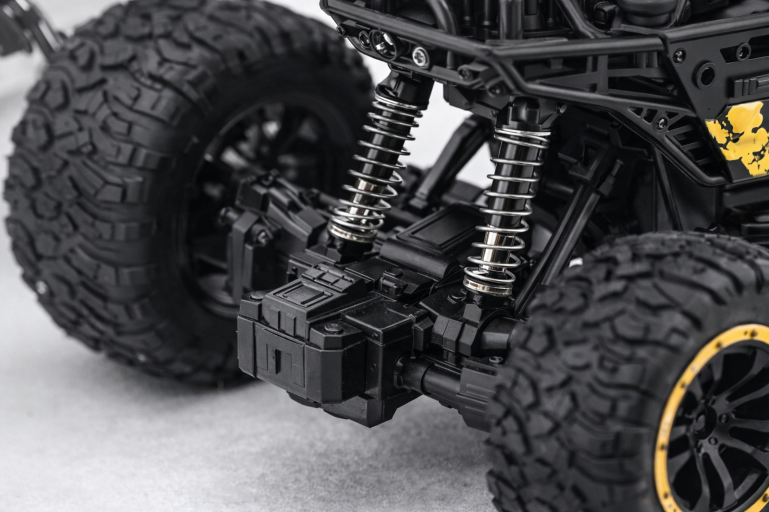 X-Torque Off-Road RC Monster Truck – All Terrain Rock Crawler